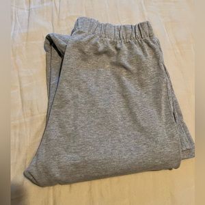 BRANDY MELVILLE - sweatpants